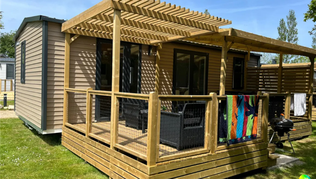 Cottage mobile home for rent premium garden side camping Kost Ar Moor fouesnant brittany