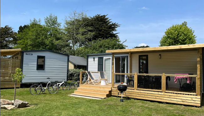 Cottage mobile home for rent 3 bedrooms camping Kost Ar Moor fouesnant brittany