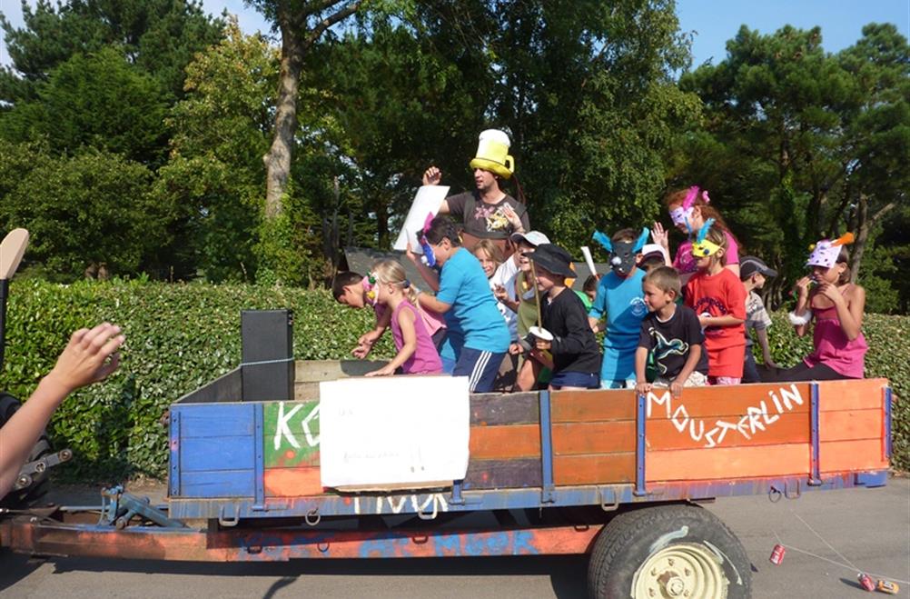  KostArMoor Fouesnant campsite children's club
