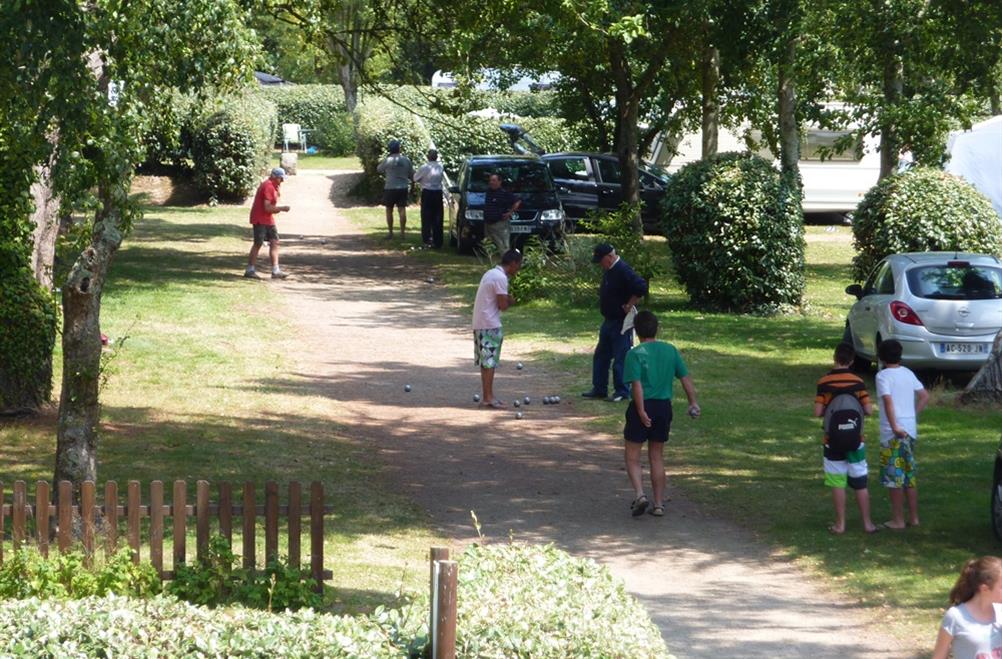 petanque tournament kost-ar-moor camping fouesnant les glenan south britany