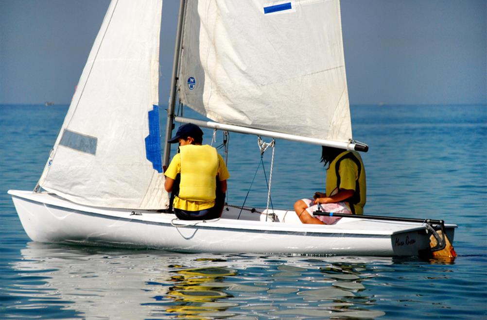 Sailing lessons and initiation Fouesnant
