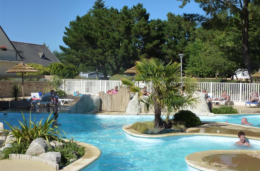  Heated swimming pool in fouesnant - camping kost ar moor