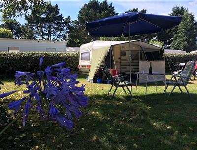 Camping pitch of the Kost Ar Moor Fouesnant campsite