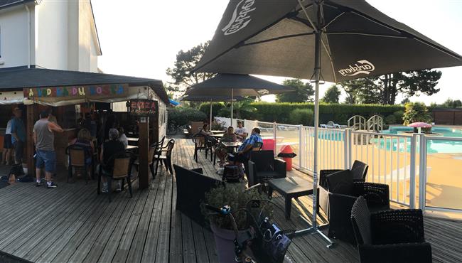  Snack bar terrace- Camping Kost Ar Moor