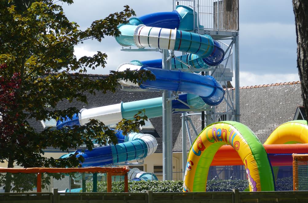 great slide at the 3-star campsite Kost-Ar-Mor