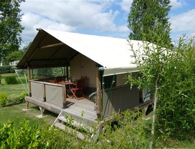  glamping tent rental at Kostarmoor