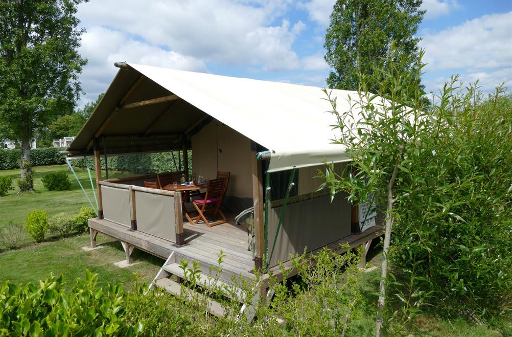  glamping tent rental at Kostarmoor