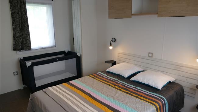 Master bedroom mobile home for disabled Kost-Ar-Moor