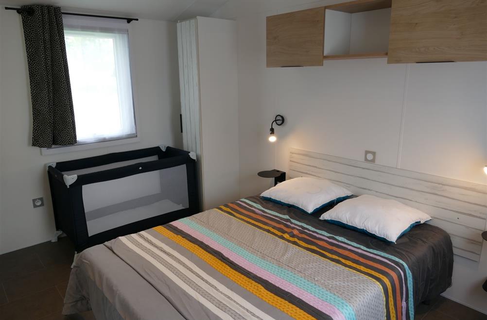 Master bedroom mobile home for disabled Kost-Ar-Moor