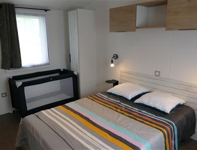 Master bedroom mobile home for disabled Kost-Ar-Moor