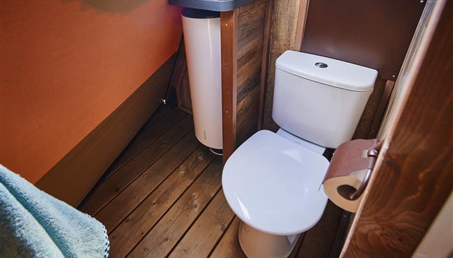 glamping luxury brittany teepee wc