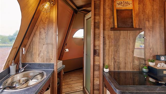 glamping fouesnant teepee ceramic cooking