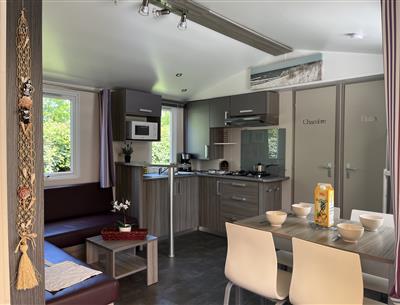 mobile home Cottage for rent 2 bedrooms jacuzzi spa campsite Kost Ar Moor fouesnant brittany