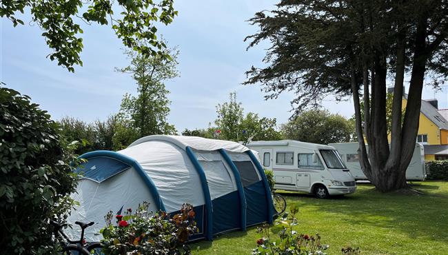 Camping pitch of the Kost Ar Moor Fouesnant campsite