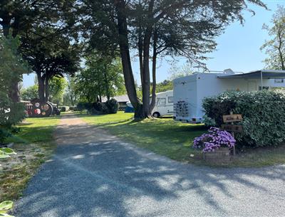 Camping pitch of the Kost Ar Moor Fouesnant campsite