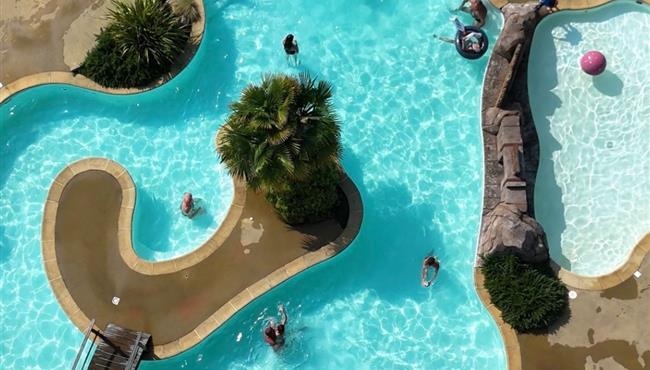 swimming pool in fouesnant - camping kost ar moor